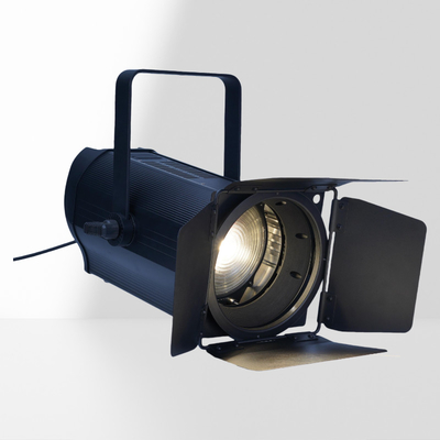 400W RGBALC LED Fresnel Stage Light CRI 95 RDM DMX Control Auto Zoom Pro الإضاءة